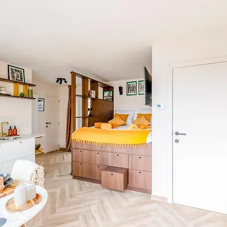 Nest - Your Cosy Penthouse Apartment *
