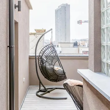 Nest - Your Cosy Penthouse Apartment *